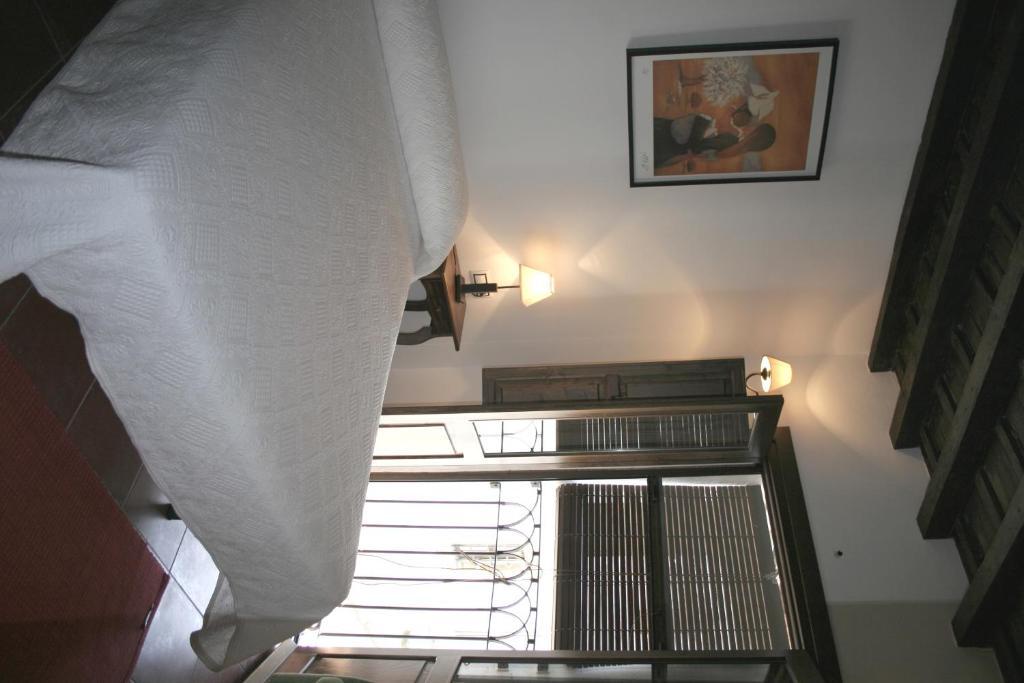 Apartamentos Rurales Victor Chamorro Del Arco Hervas Ruang foto