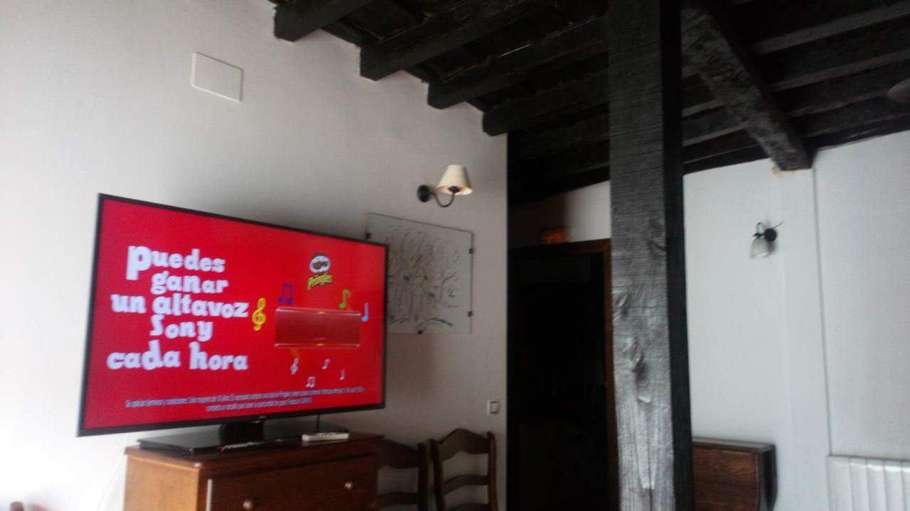Apartamentos Rurales Victor Chamorro Del Arco Hervas Bagian luar foto